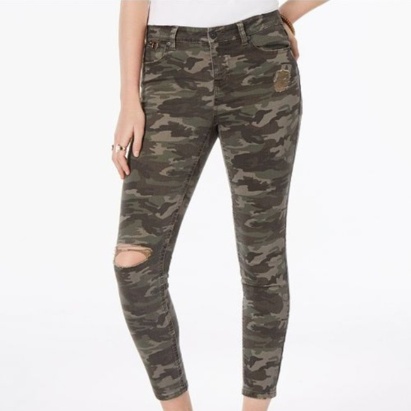 juniors ripped jeggings